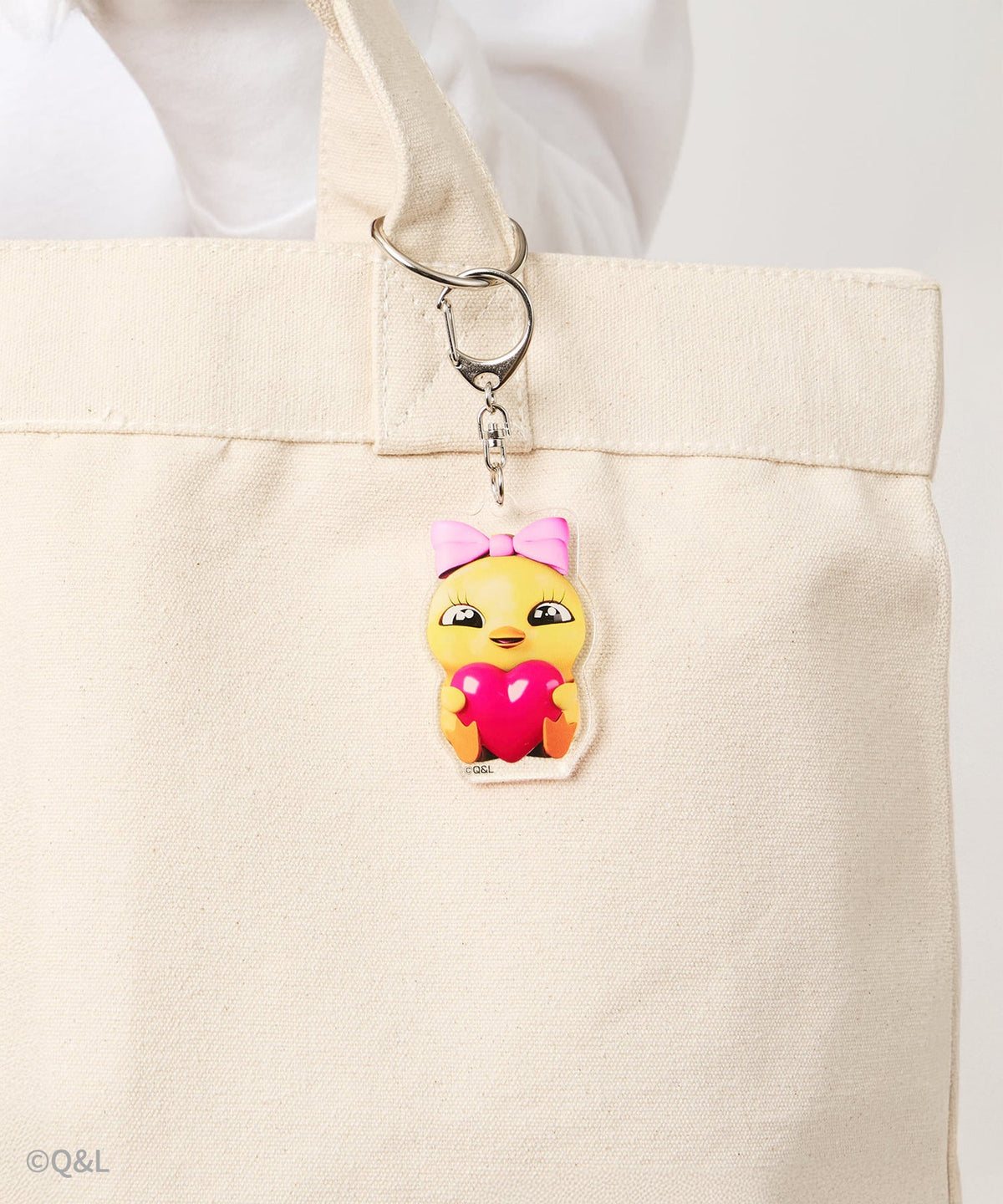 Lola & Quack Acrylic Character Keychain Set